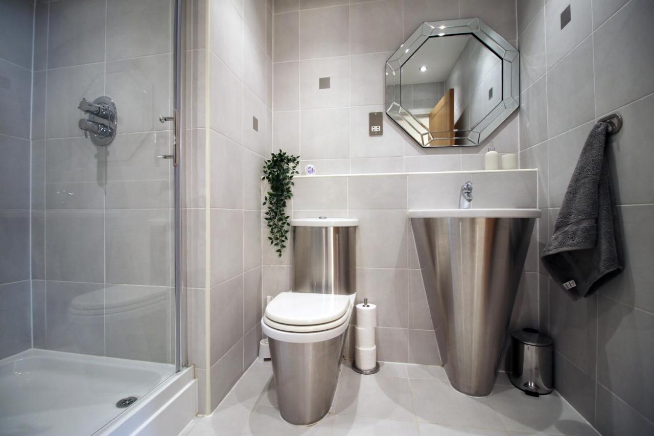 The View - Long Stay Offer - Modern Central Apartment And Parking By Cto Serviced Apartments Κάρντιφ Εξωτερικό φωτογραφία