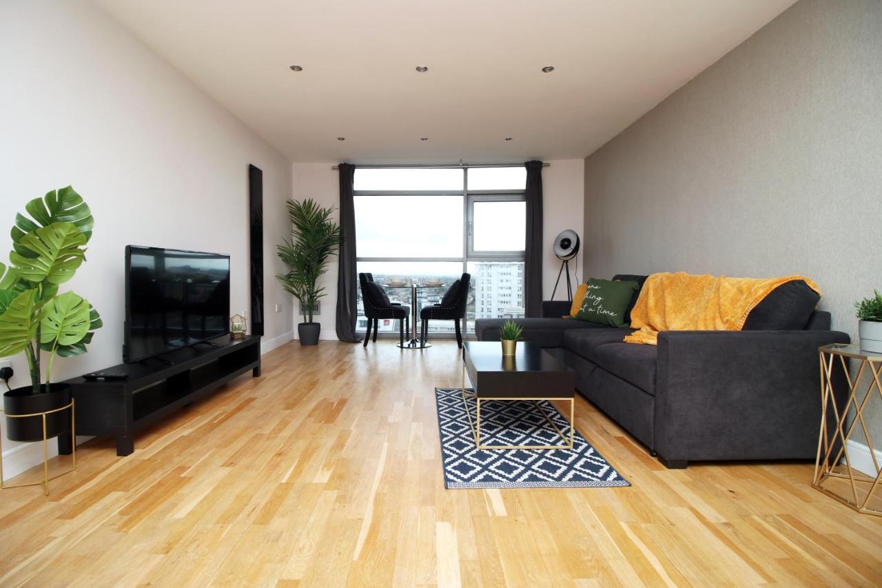 The View - Long Stay Offer - Modern Central Apartment And Parking By Cto Serviced Apartments Κάρντιφ Εξωτερικό φωτογραφία