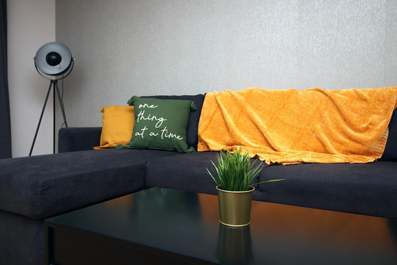 The View - Long Stay Offer - Modern Central Apartment And Parking By Cto Serviced Apartments Κάρντιφ Εξωτερικό φωτογραφία
